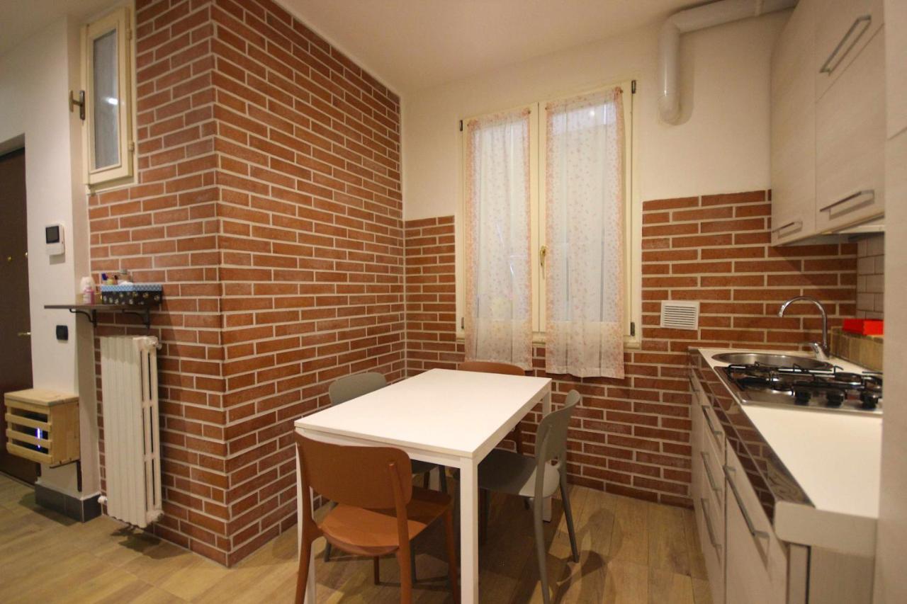 Case Vr Holiday Happy House Верона Экстерьер фото